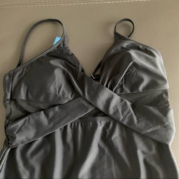 NEW Black Solid Mesh Wrap Front Cutout One Piece Swimsuit Size Large - Picture 10 of 10